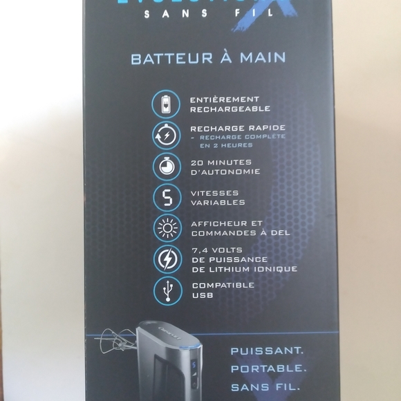 Cuisinart EvolutionX Cordless Rechargeable 5 Speed Hand Mixer RHM100C, Open Box - Picture 4 of 4